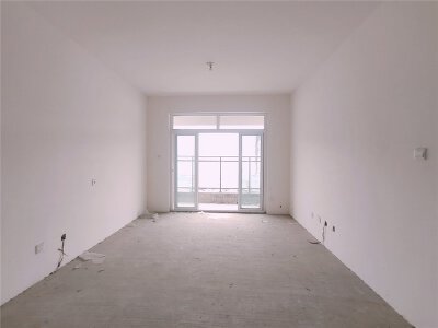 高新区 布鲁斯三期海德庄园3房130万