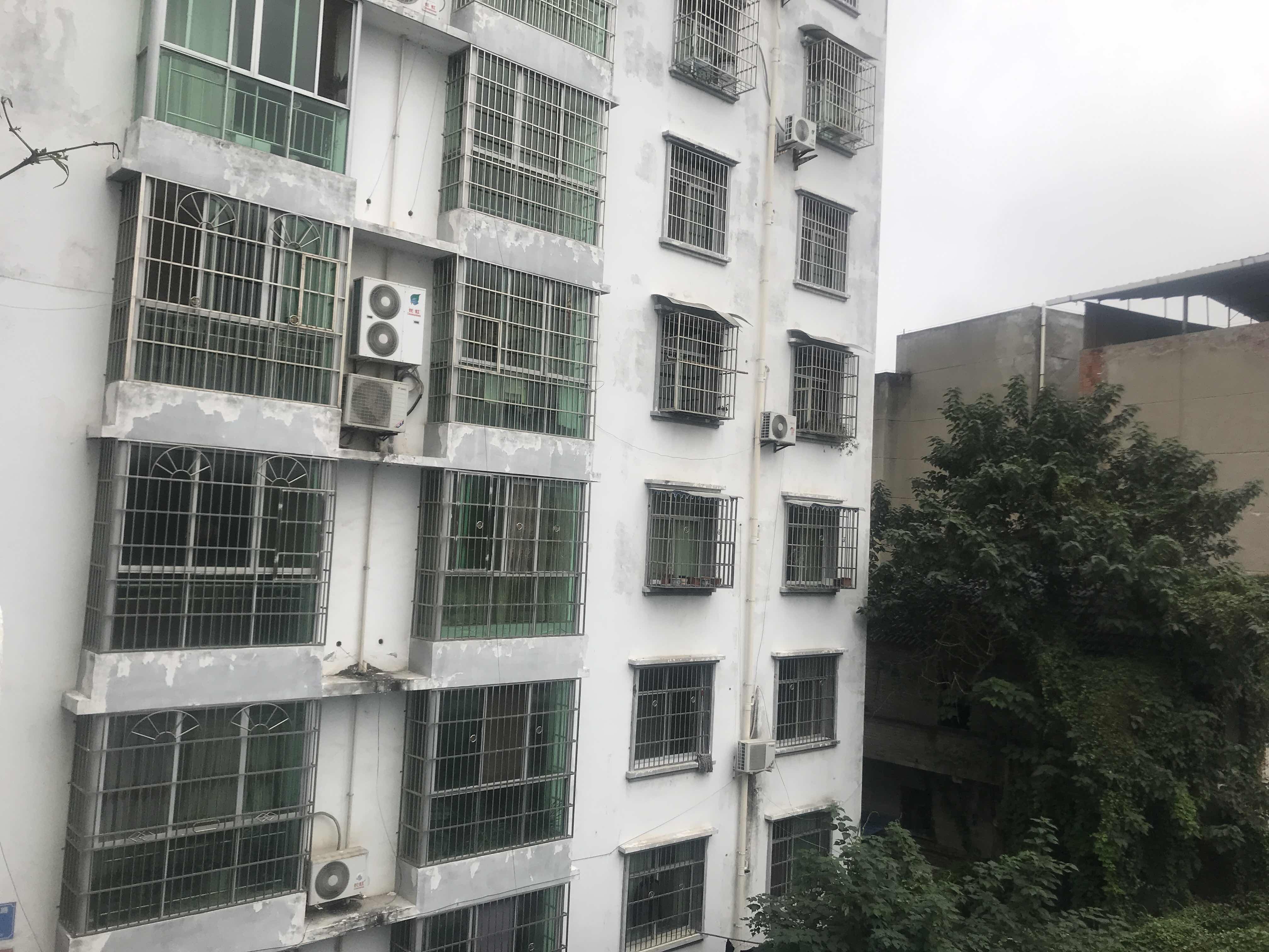 绵阳丰谷片区 丰谷镇兴丰路川百惠三房35万 绵阳二手房