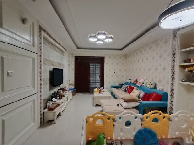奥林春天一期，4室2厅2卫，86.63㎡，精装，售价75.00万