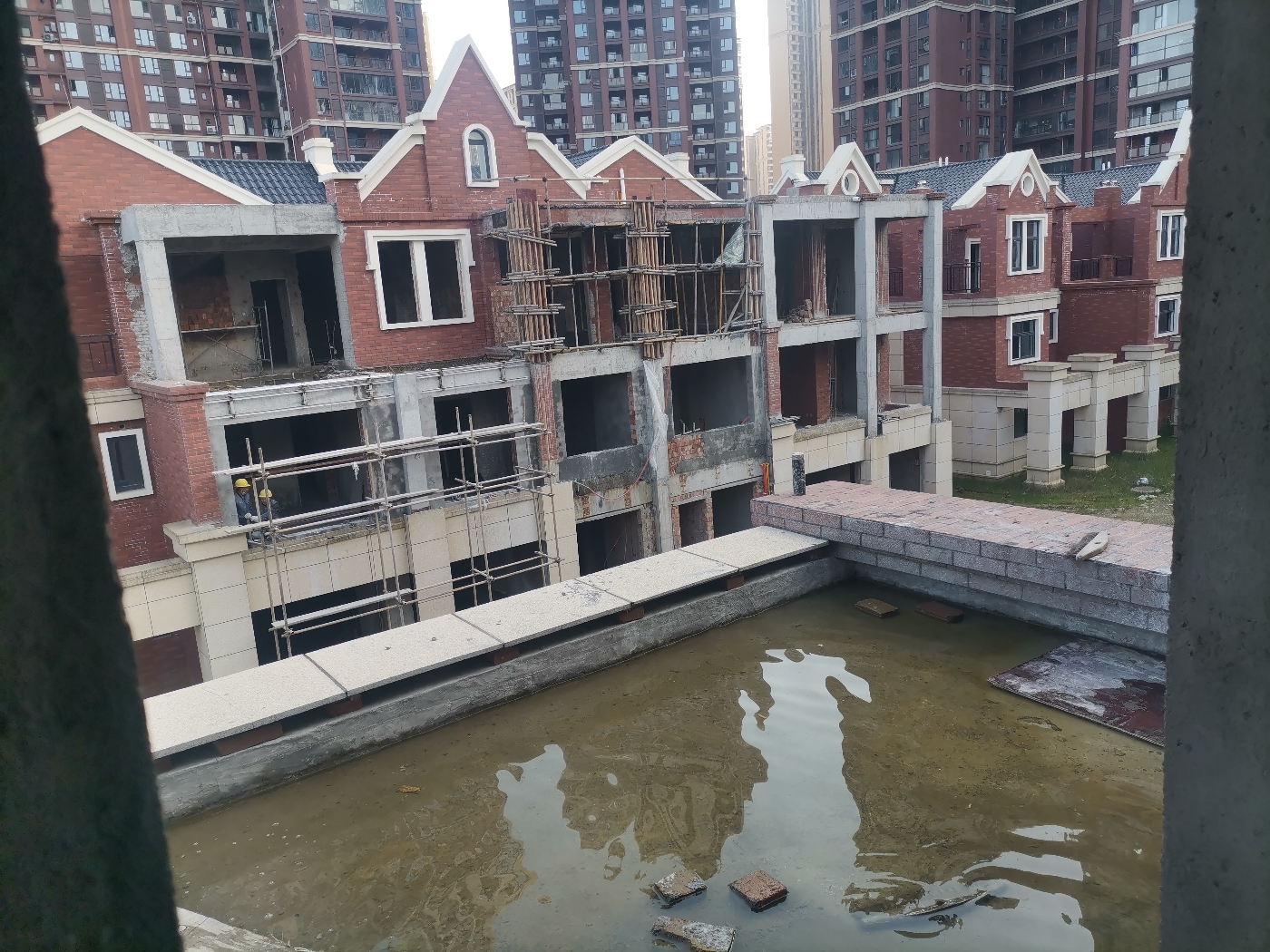 绵阳安州区 江与城（二手房）4房241万 绵阳二手房