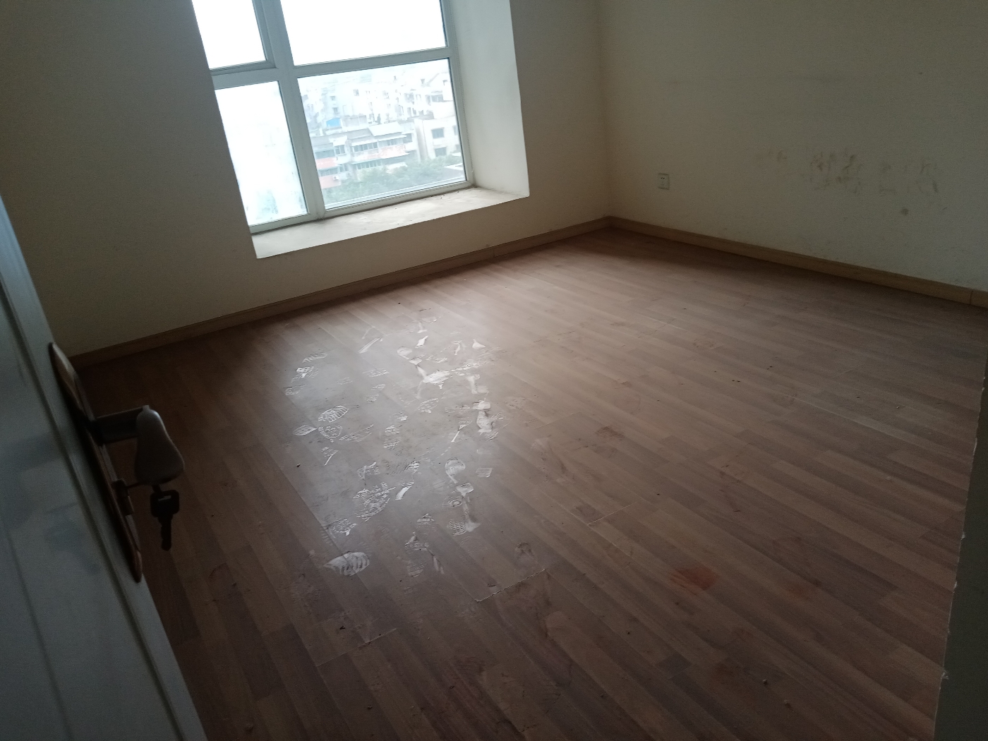 绵阳高水片区 未来城两房1600元/月 绵阳租房
