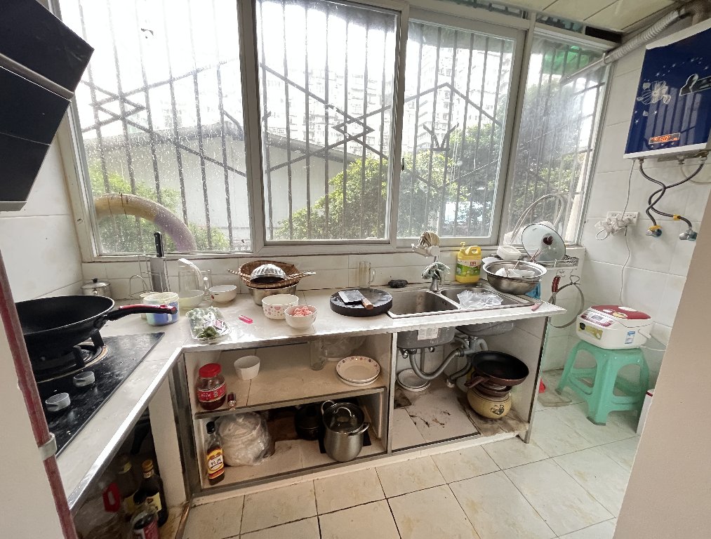 绵阳市中心片区 东风百货住宅楼两房58.5万 绵阳二手房