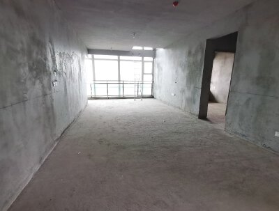 南湖汽车站片区 凤栖幸福南庭四房99万
