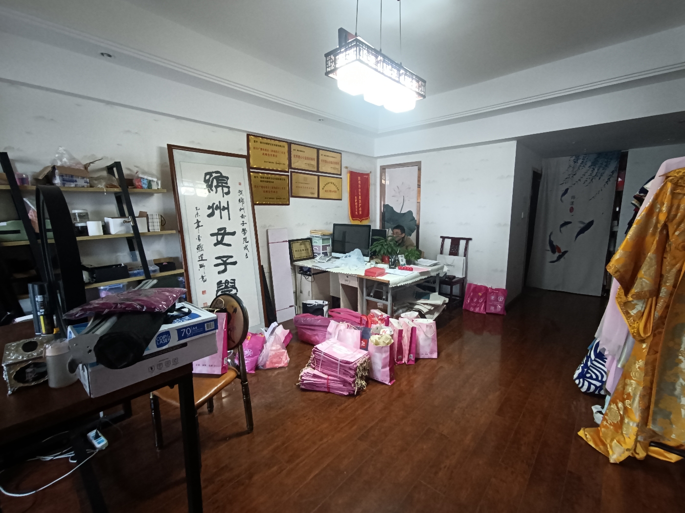 绵阳经开区 万达SOHO1房1200元/月 绵阳租房
