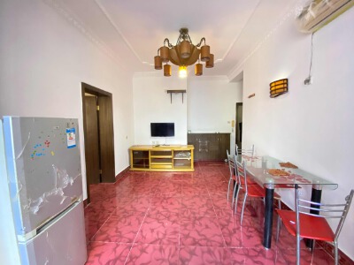 涪城区 高水小区2房900元/月