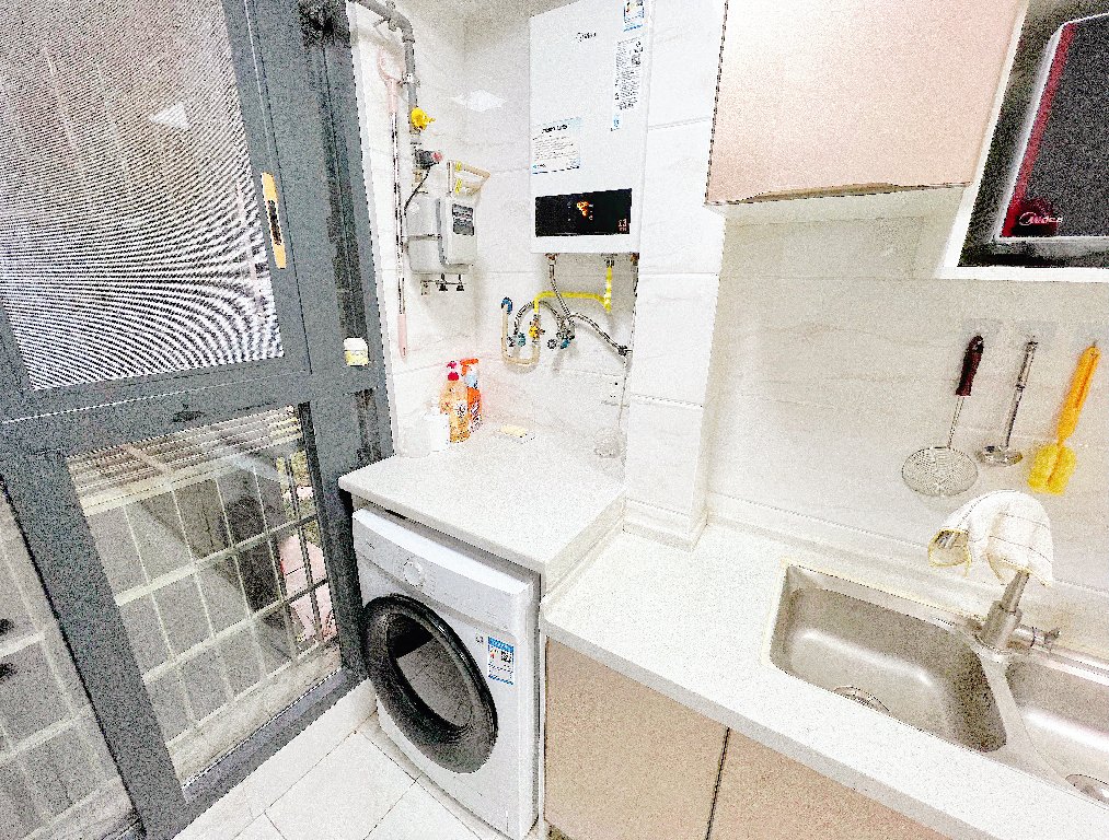 绵阳神州南都三期，3室2厅2卫，107.00㎡，精装，租金2000.00元/月 绵阳租房