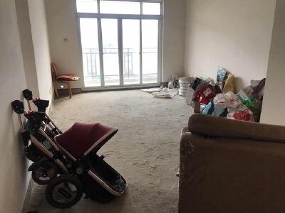 钧一嘉园，1室2厅1卫，62.00㎡，毛坯，售价24万