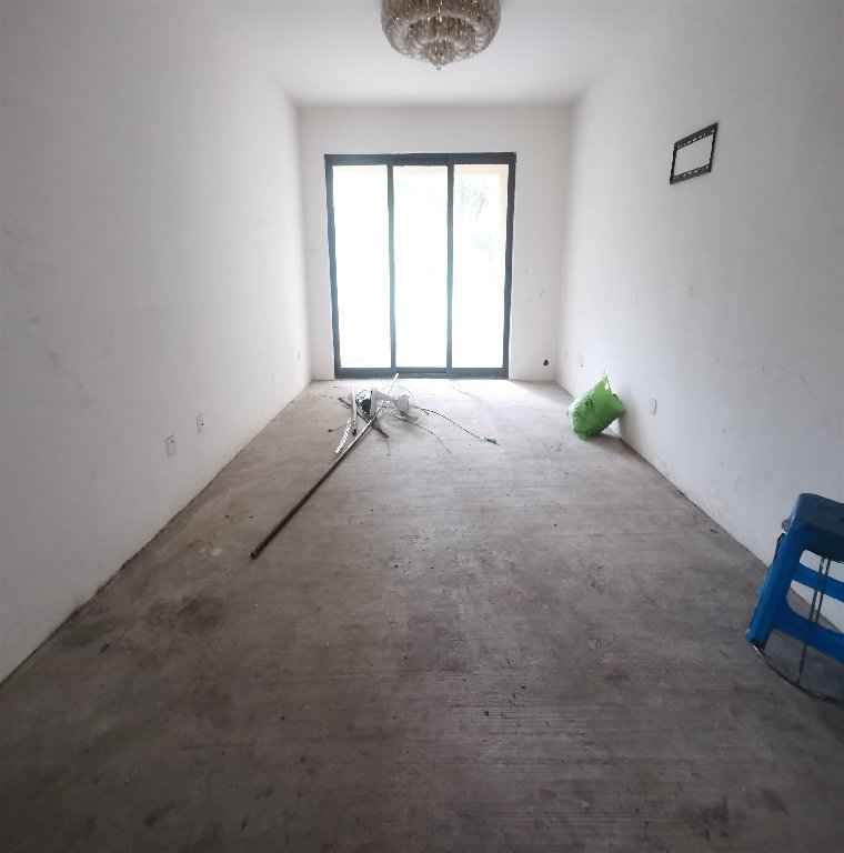 绵阳首付9万给自己一个安稳的家，给孩子优质的三江启航学校教育 捡漏4房 万达广场 南北通透 先看自己的包包再看房子适不适合 绵阳二手房