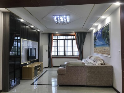 游仙区 芙蓉恒祥银座3房78万