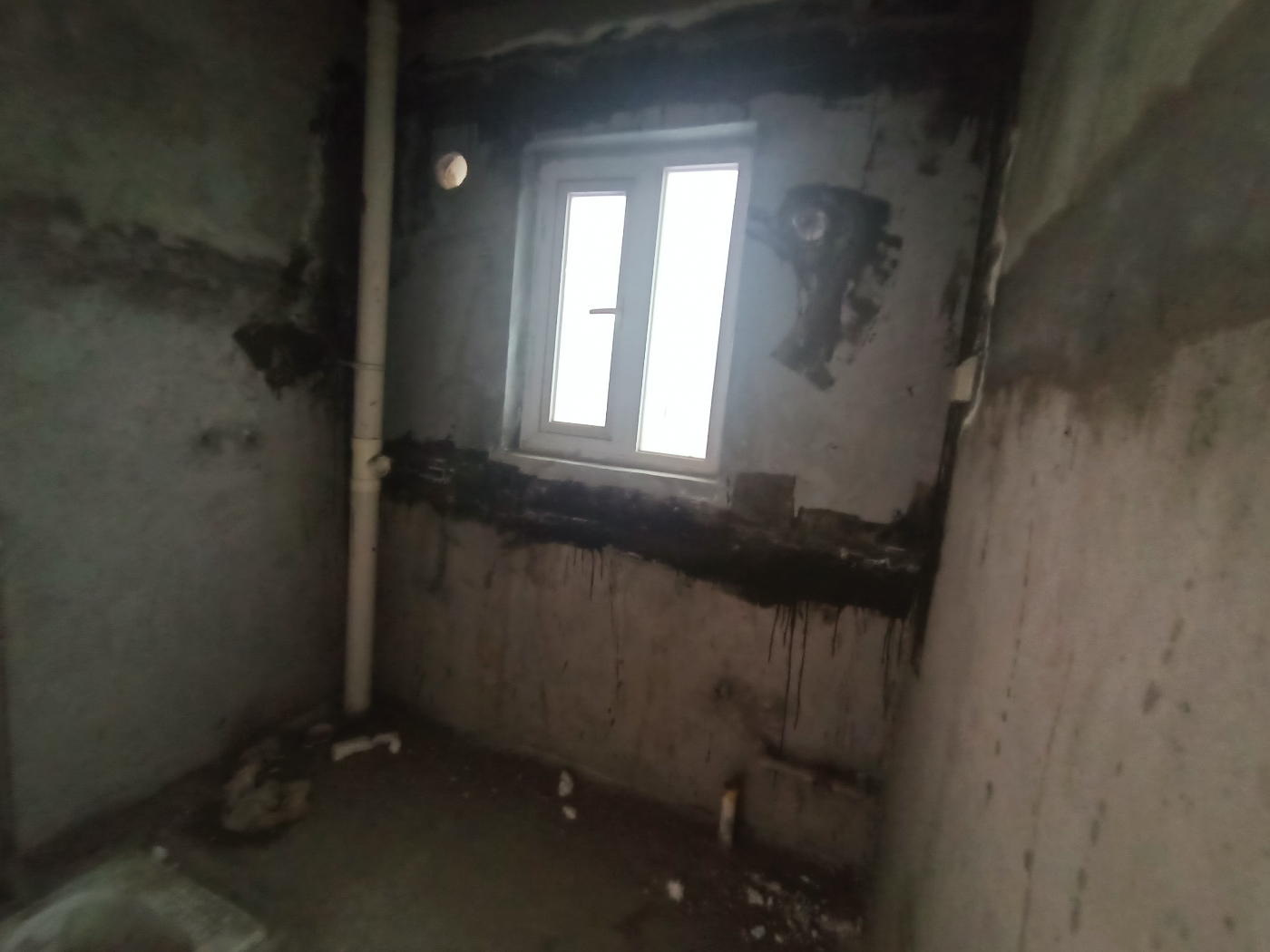 绵阳辰兴优山美郡，4室2厅2卫，152.00㎡，毛坯，售价167万 绵阳二手房
