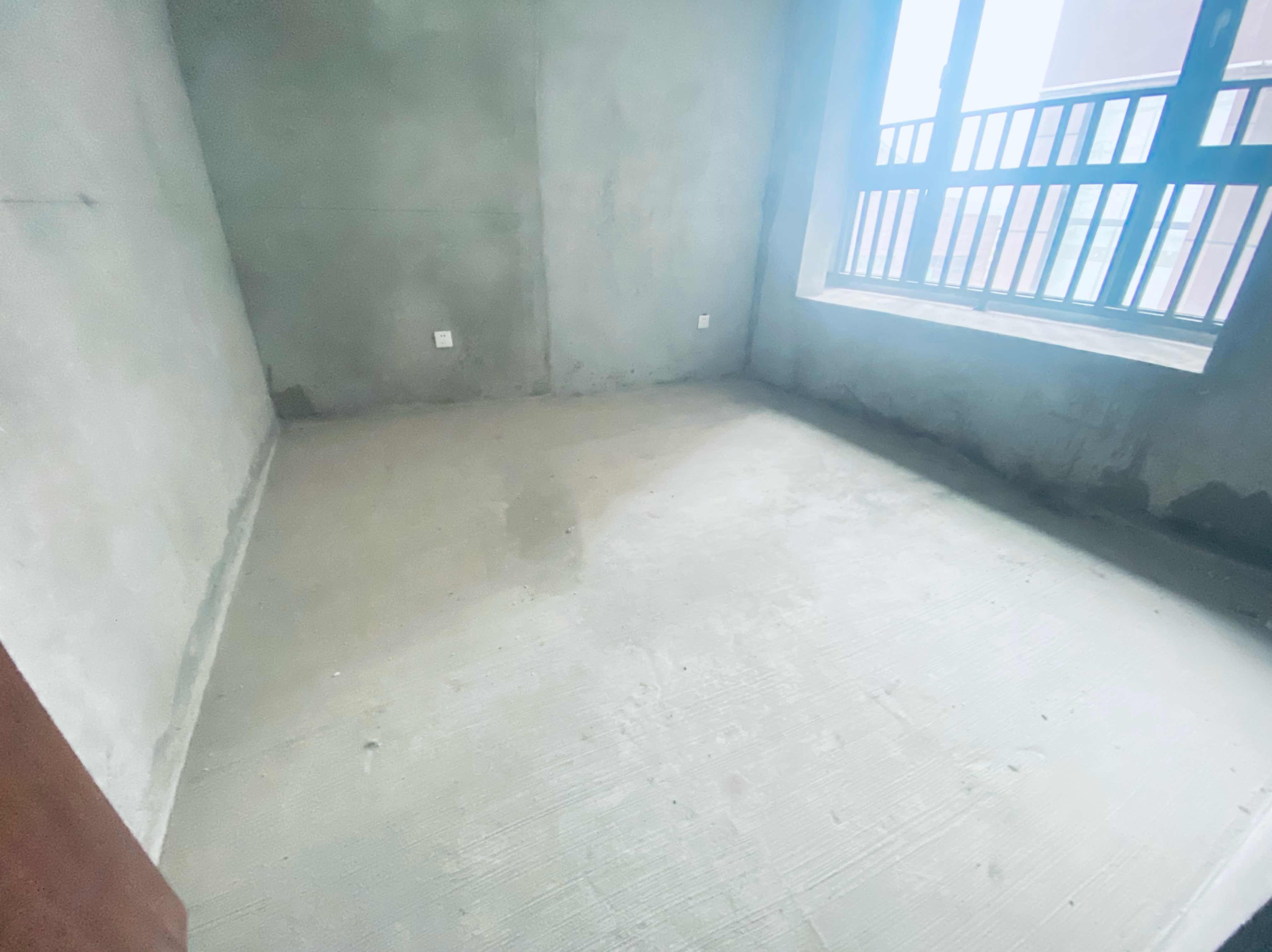 绵阳经开区 长虹·橡树郡3房67万 绵阳二手房