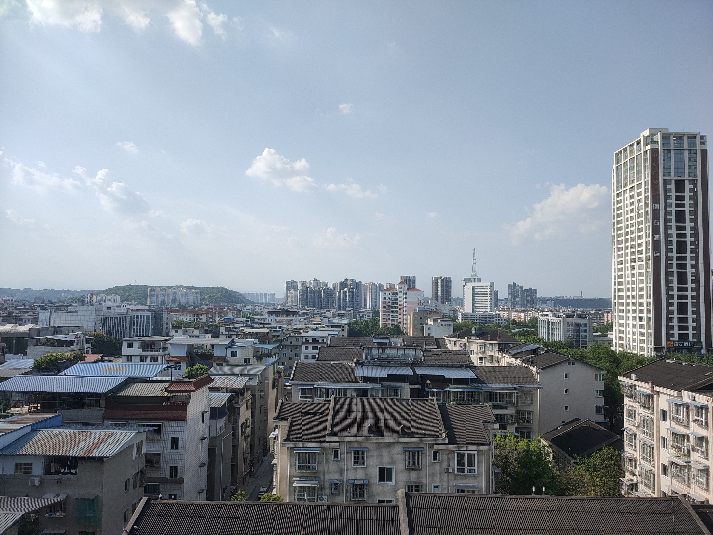 绵阳涪城区 柏林名馆5房150万 绵阳二手房