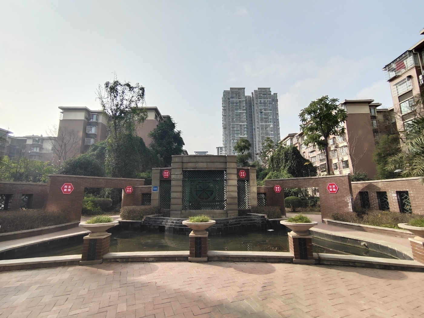 绵阳高新区 兴发金域丽江2房1600元/月 绵阳租房