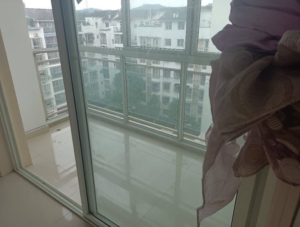 绵阳亚川水岸枫景，4室2厅2卫，150.00㎡，简装，租金500.00元/月 绵阳租房