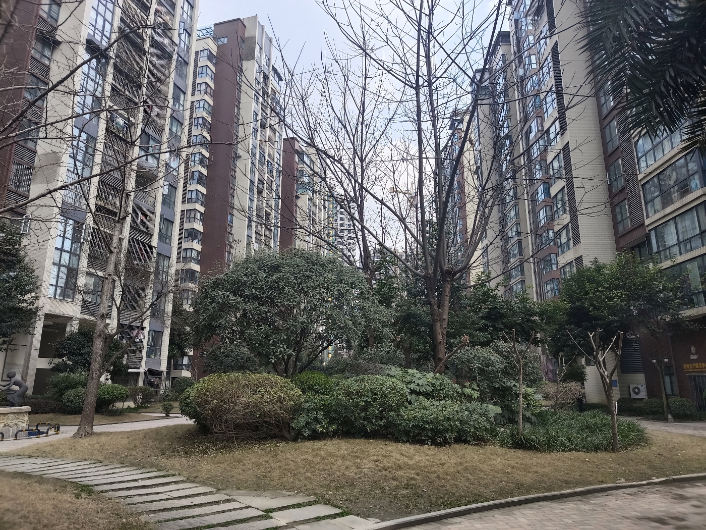 绵阳双碑片区 恒业塞纳阳光四房160万 绵阳二手房