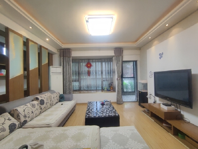 涪城区 翠满庭3房105万