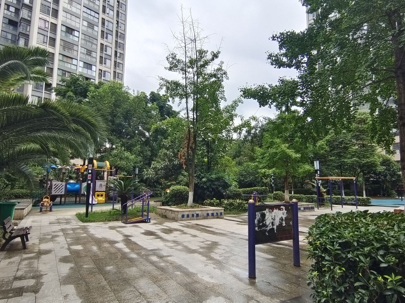 绵阳高新区 粼江峰阁2房82万 绵阳租房