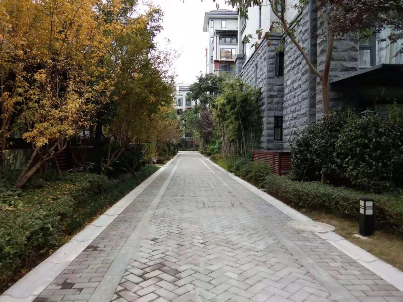 绵阳人工湖旁.观花府邸.清水大三房.朝南.对中庭.性价比高 绵阳二手房