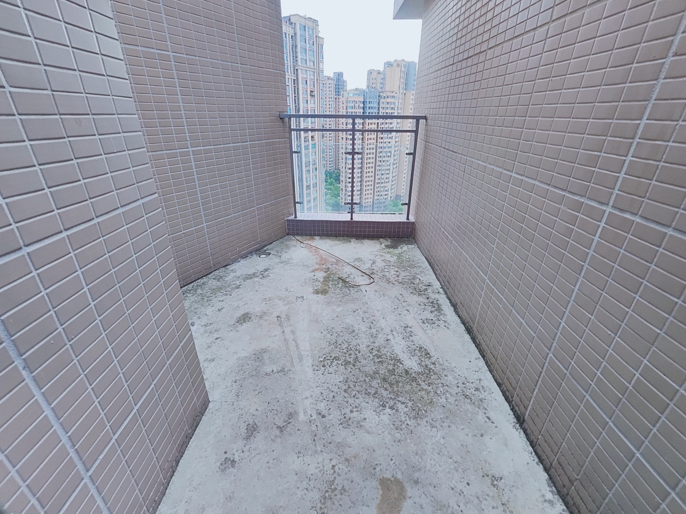 绵阳南湖汽车站片区 树高三江澜亭B区三房203万 绵阳二手房