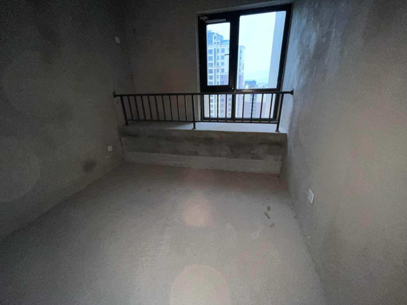 绵阳宏辰·桃花源，3室2厅2卫，89.00㎡，毛坯，售价63.50万 绵阳二手房
