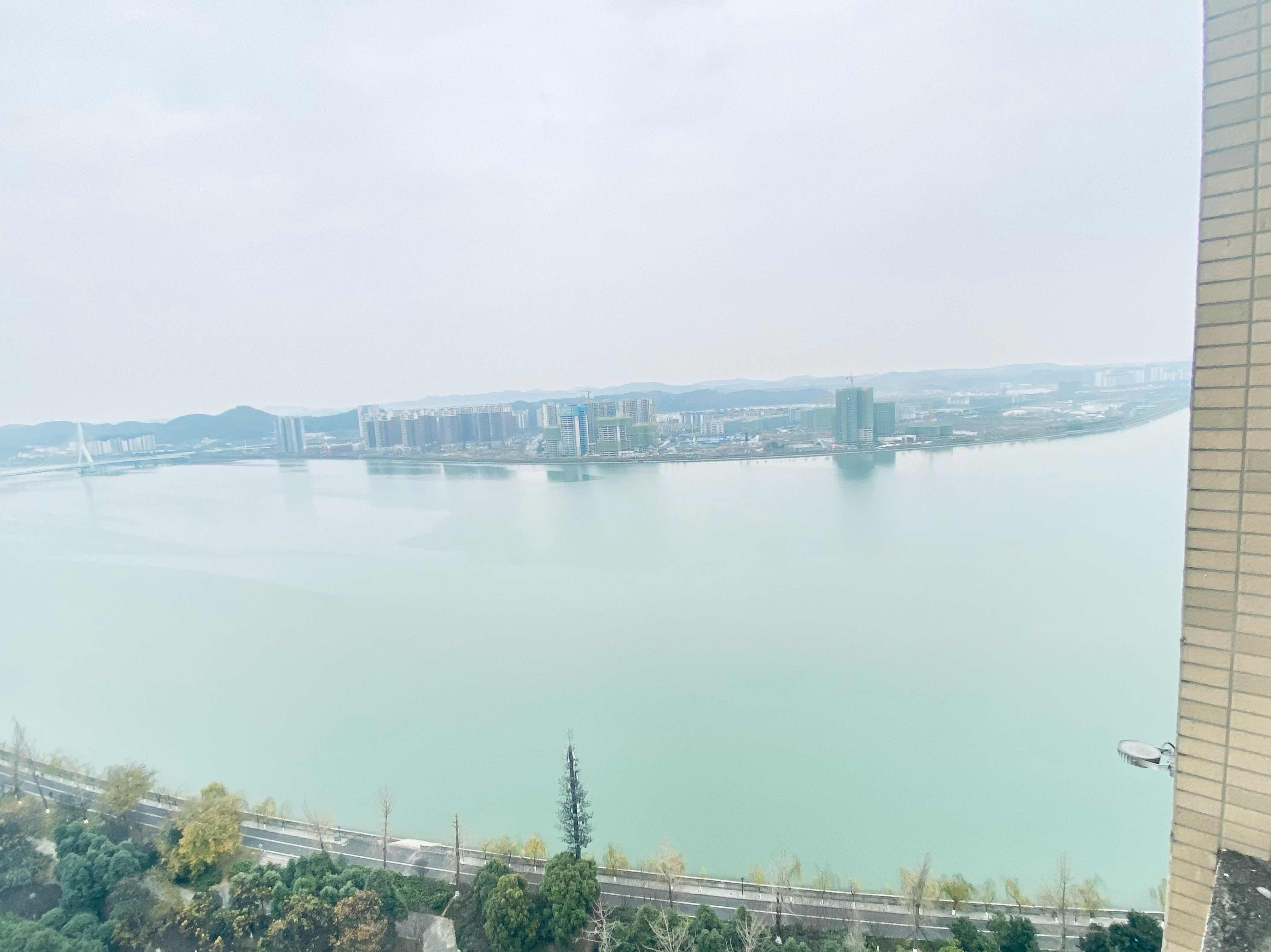 绵阳南湖汽车站片区 博雅海润广场三房120万 绵阳二手房