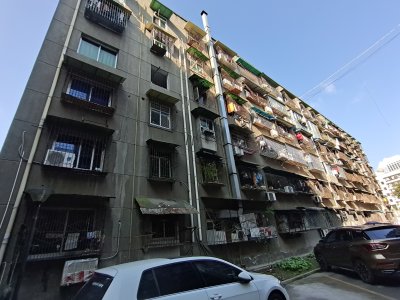 金三角小区
