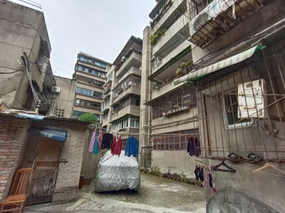 解放街15号院