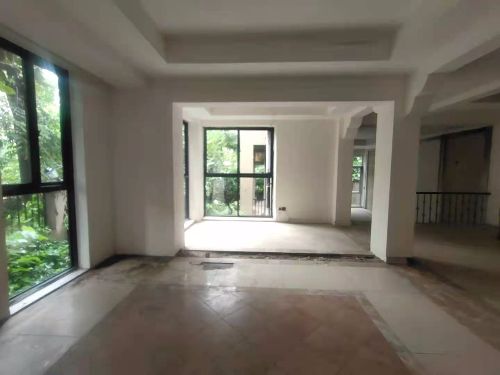 绵阳城南片区 核心商圈，地段好凸显高档次，高区风景让您高瞻远瞩。 绵阳二手房