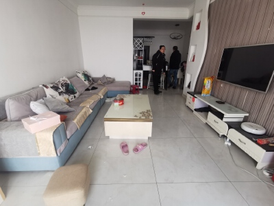 南湖汽车站片区 神州南都一期两房1600元/月