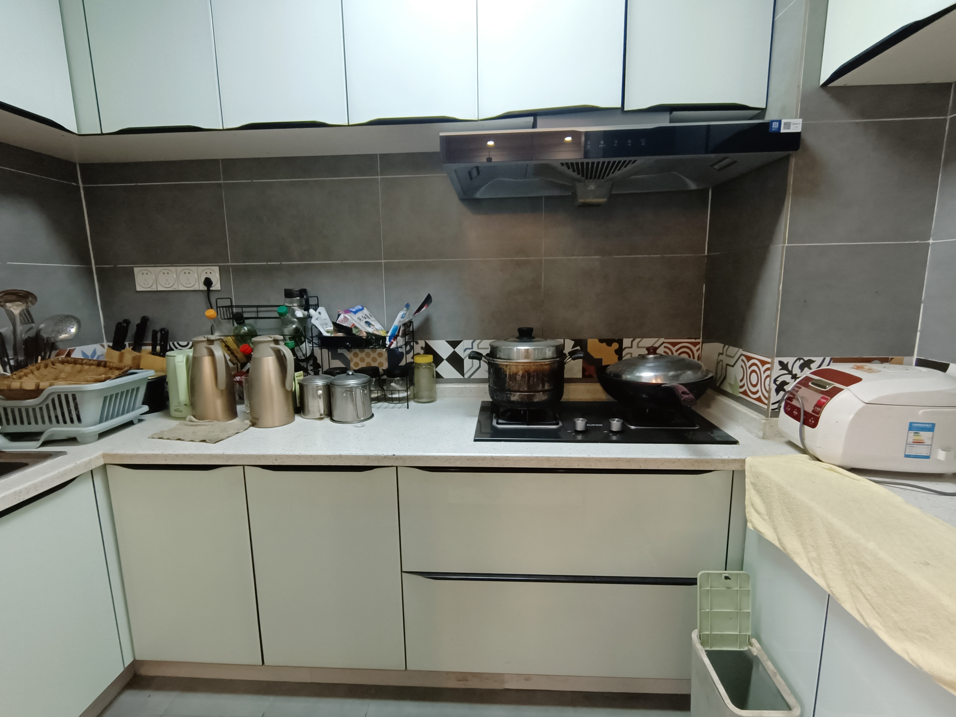 绵阳经开区万达对面 三室双卫精装带平台花园  单价八千   绵阳二手房