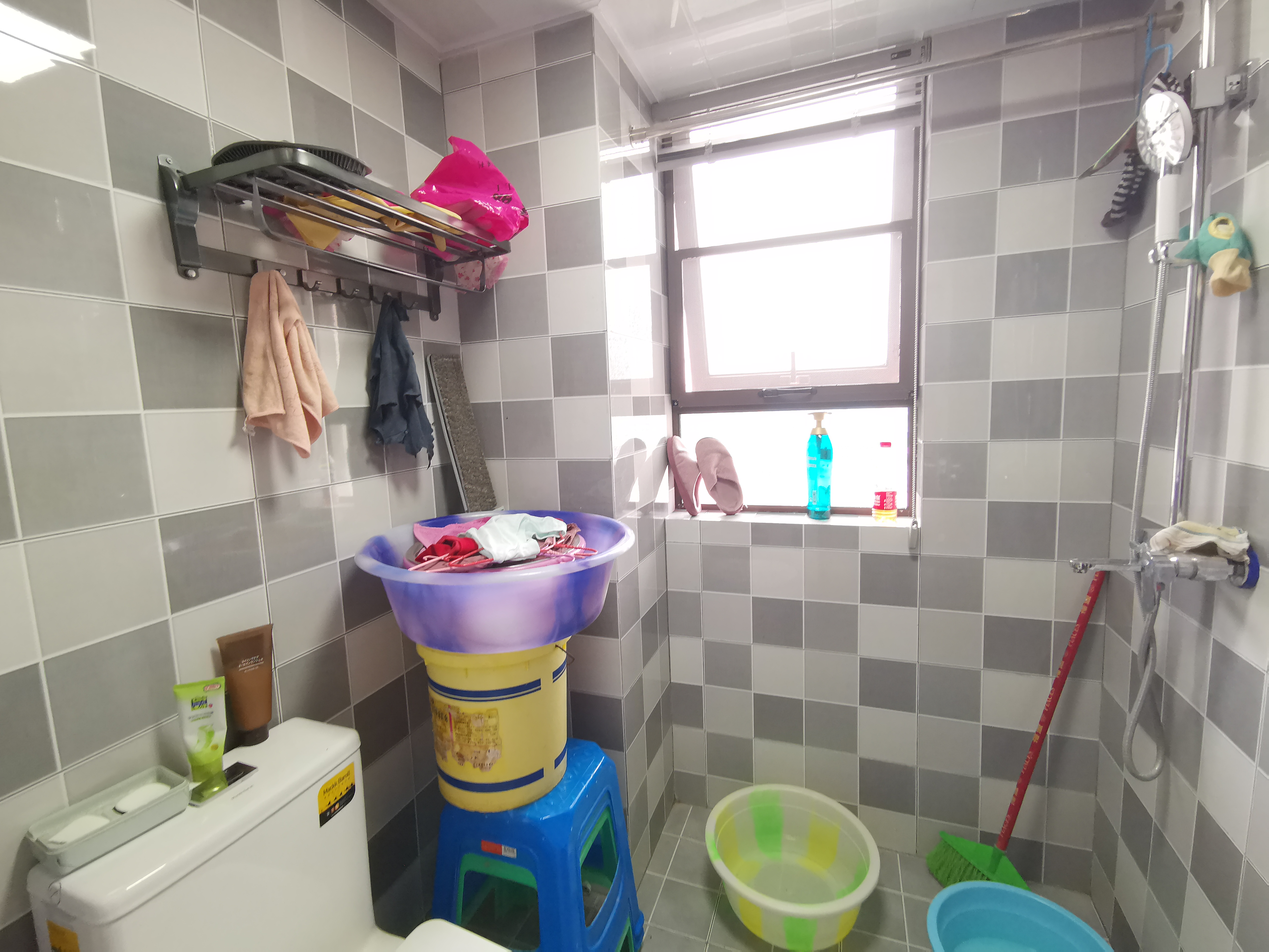 绵阳万达二期  新装三房两卫  朝东南  诚心卖  绵阳二手房