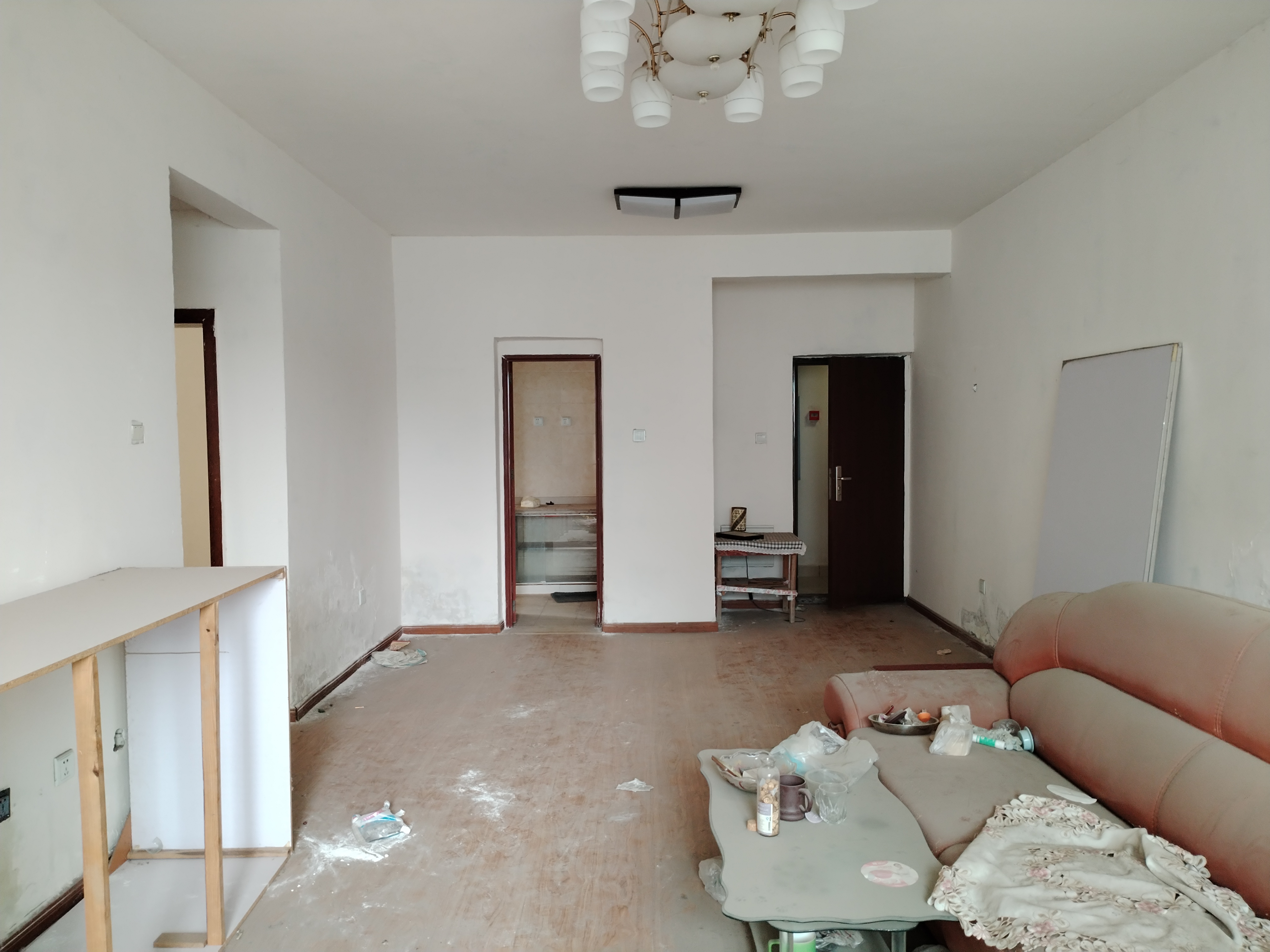 绵阳73万瑞仕名都2室好房，带一百平平台 绵阳二手房