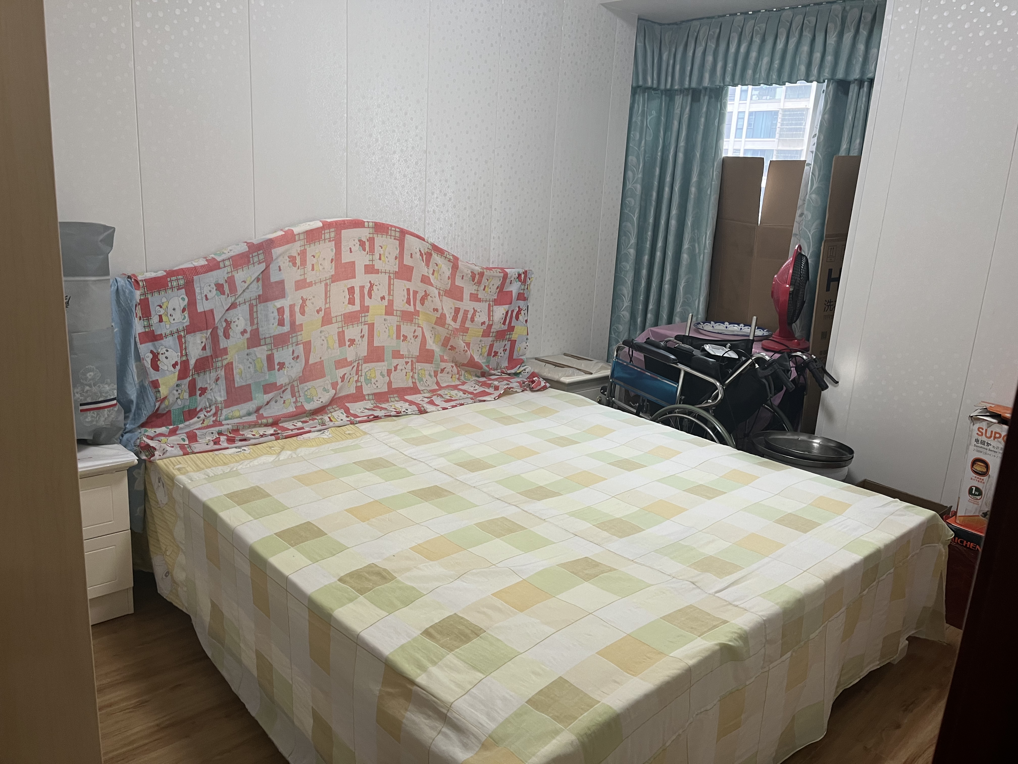 绵阳小枧实地公园里的  拎包入住两房  诚心出售 绵阳二手房