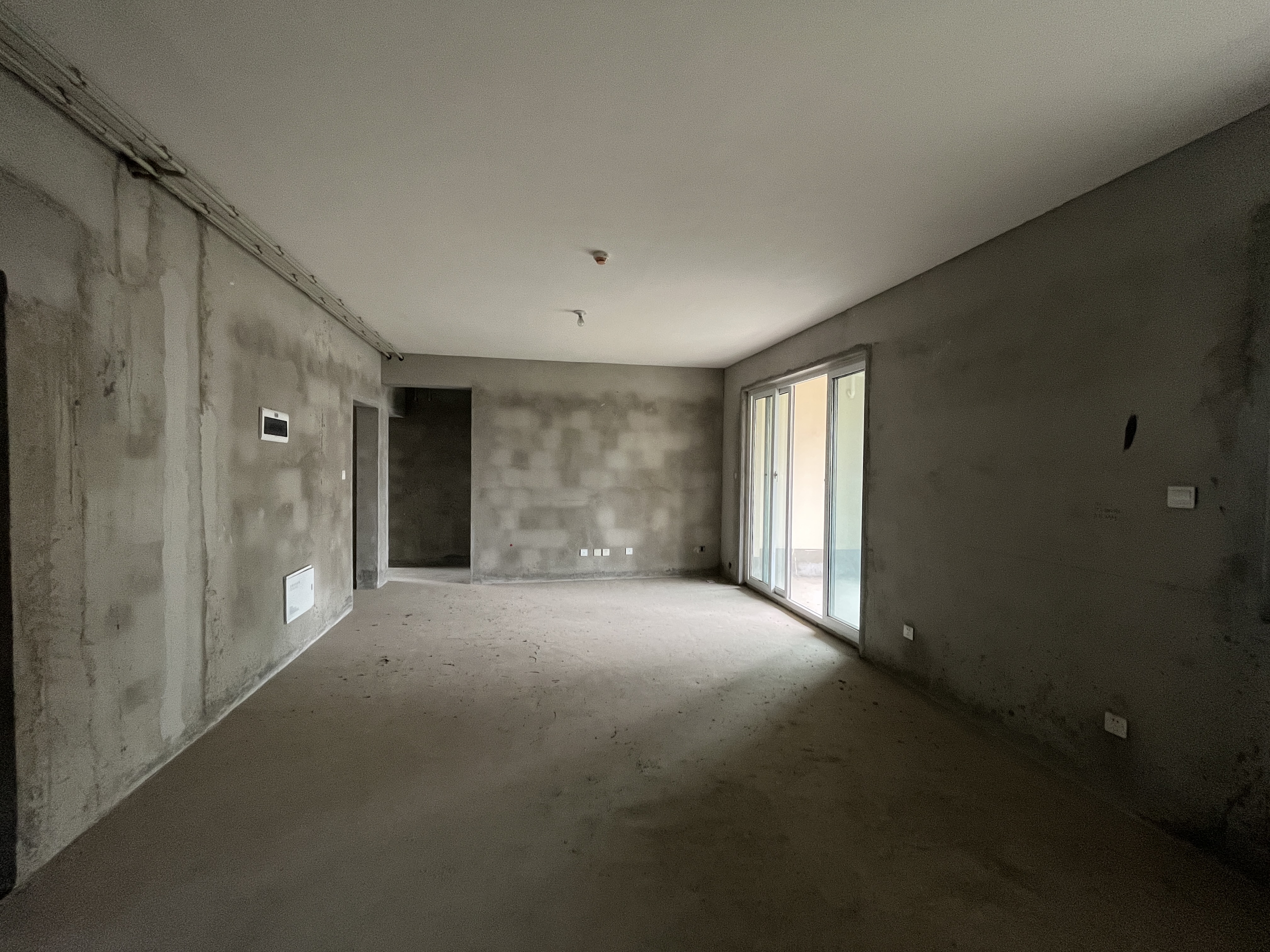绵阳现房卖期房价，63.8万一口价！你不心动吗，三室两厅两卫带大阳台 绵阳二手房