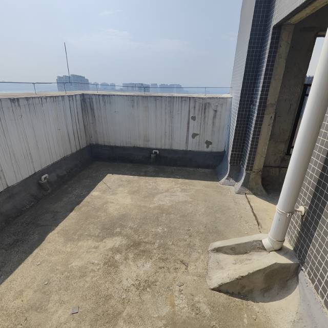 绵阳绵阳核心地段 3连跃 露台花园顶跃 任你打造奢华私家住宅 绵阳二手房