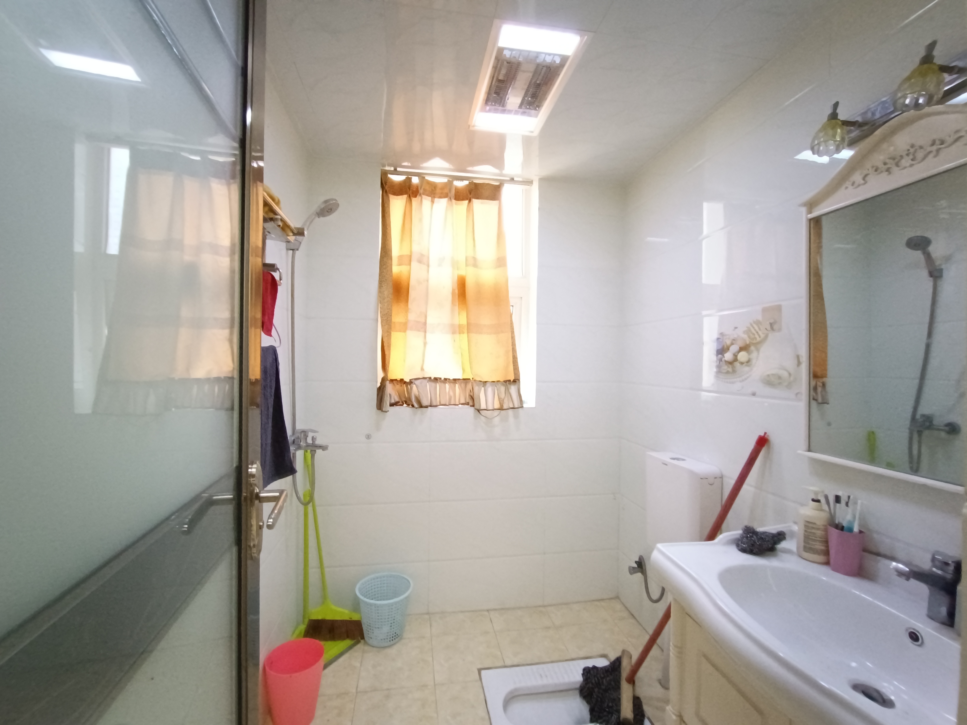 绵阳城南新天地，3室2厅1卫，81.00㎡，精装，租金1300.00元/月 绵阳租房