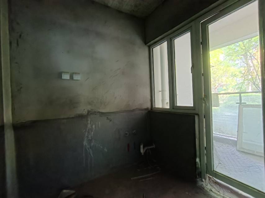绵阳石桥铺片区 樊华似锦（四期）四房170万 绵阳二手房