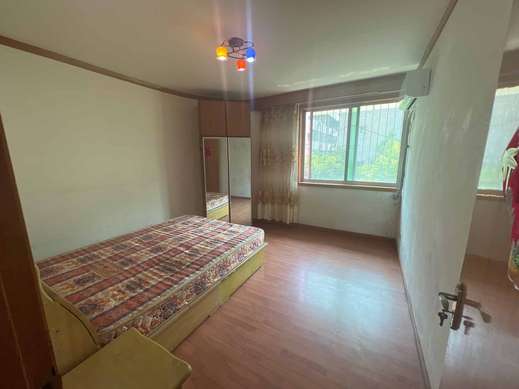 绵阳1300元/月安居小区3室好房 绵阳二手房