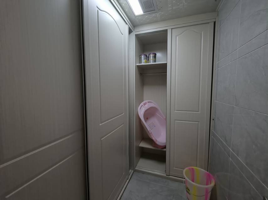 绵阳全屋精装修|此价带车位|低入住率|房屋保护程度很新 绵阳二手房
