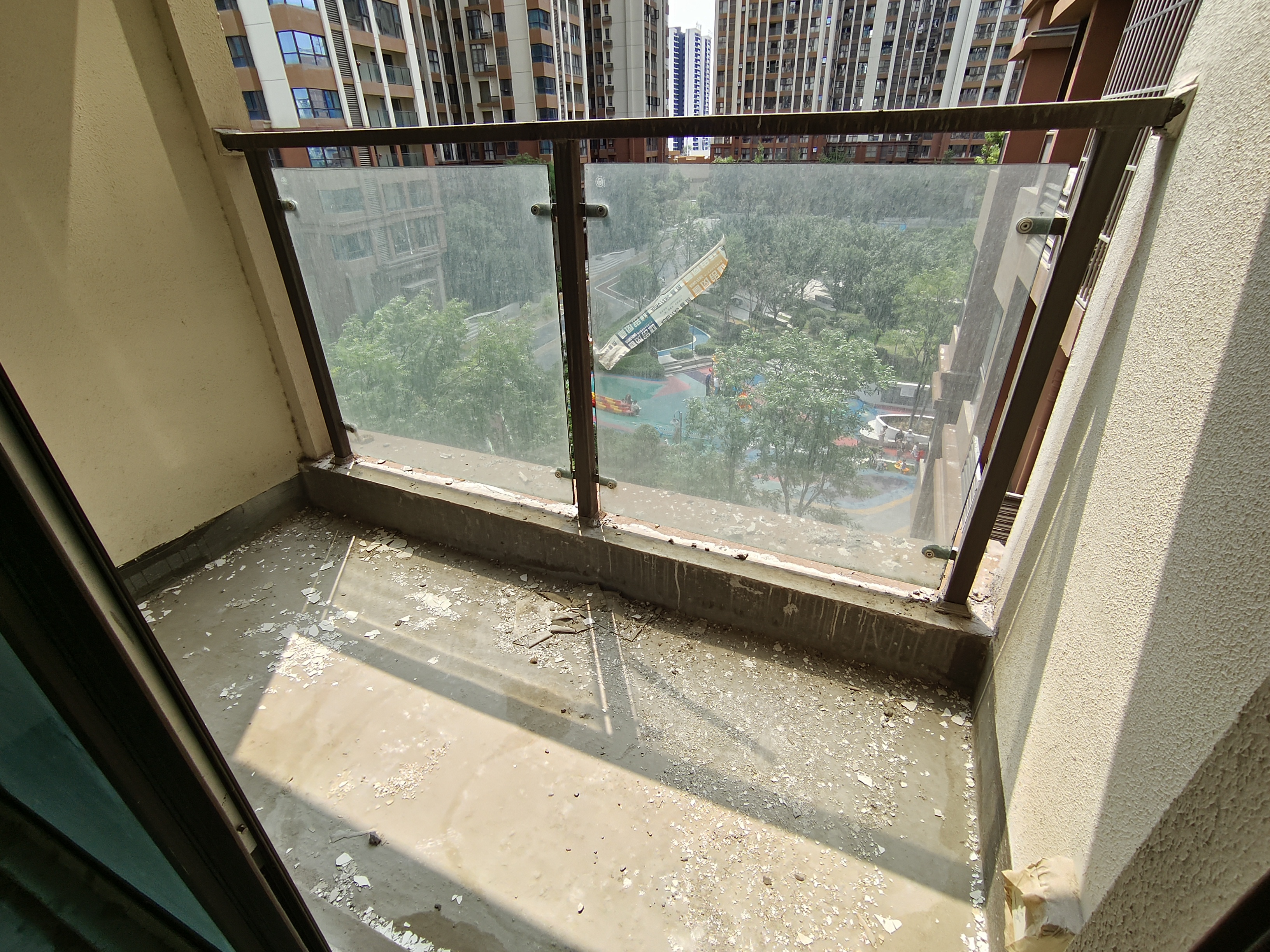 绵阳塘汛片区 万达观澜三房92万 绵阳二手房
