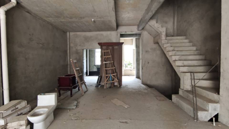 绵阳石桥铺片区 远大美域六房380万 绵阳二手房