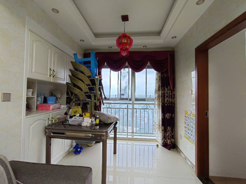 绵阳万向·西界莎拉，3室2厅1卫，90.26㎡，售价76万 绵阳二手房
