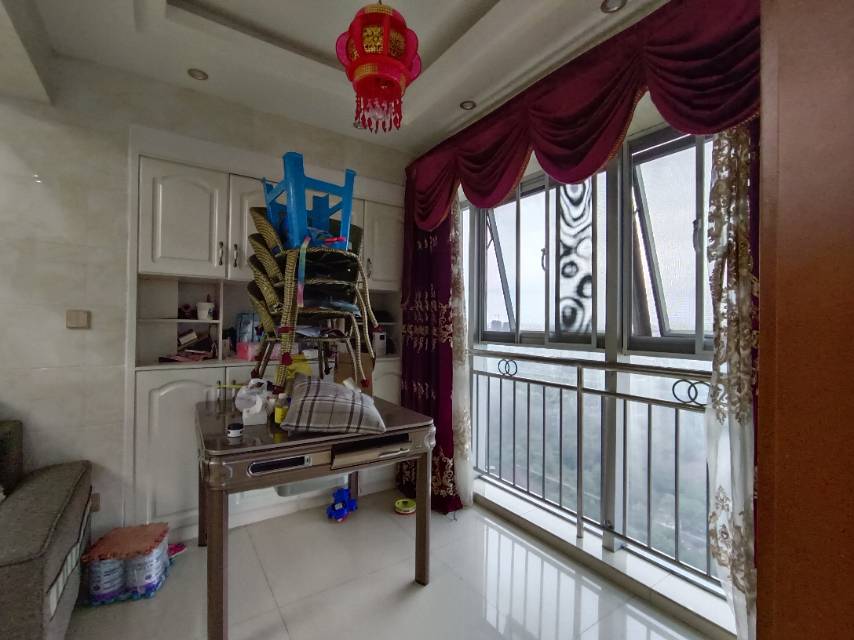 绵阳万向·西界莎拉，3室2厅1卫，90.26㎡，售价76万 绵阳二手房