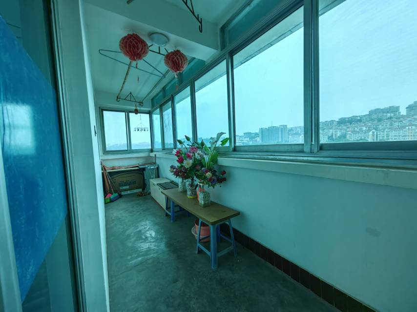 绵阳涪翁堰小区，2室2厅1卫，99.4㎡，简装，售价59.8万 绵阳二手房
