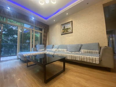 文泉翠满庭，4室2厅2卫，121.00㎡，精装，租金2200元/月