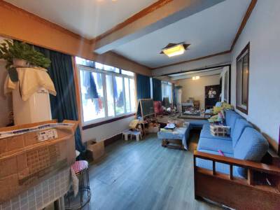 南河路10号院，3室2厅1卫，79㎡，售价69.8万