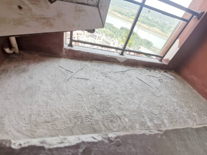 绵阳江与城（二手房），3室2厅2卫，106㎡，毛坯，售价66万 绵阳二手房