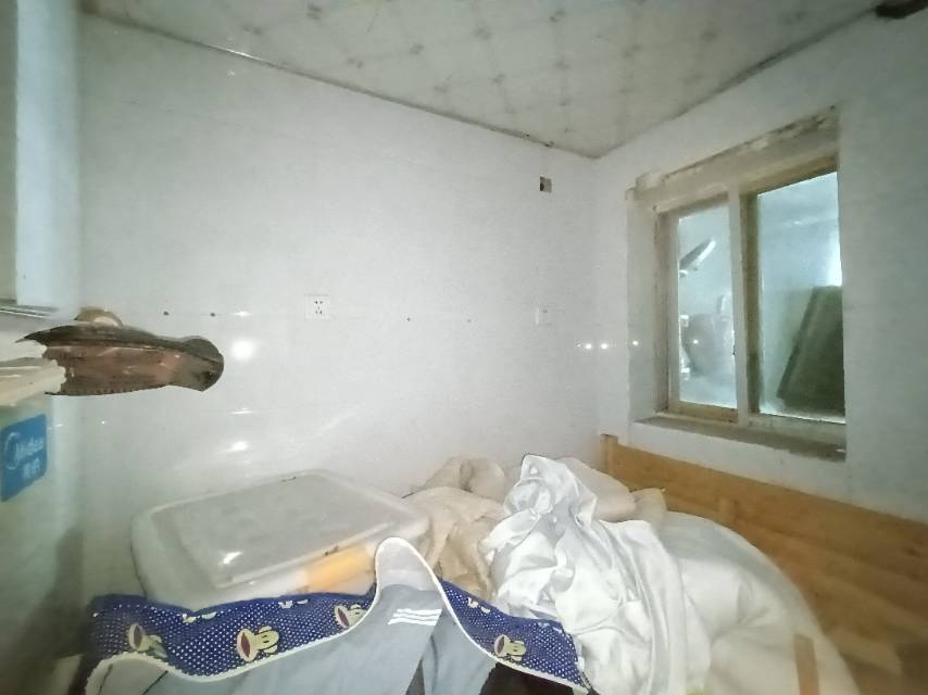 绵阳布鲁斯二期，2室2厅1卫，50㎡，售价40万 绵阳二手房