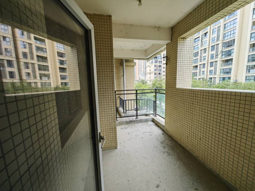 绵阳南城首座金海阳光里电梯入户洋房品质改善楼盘 绵阳二手房