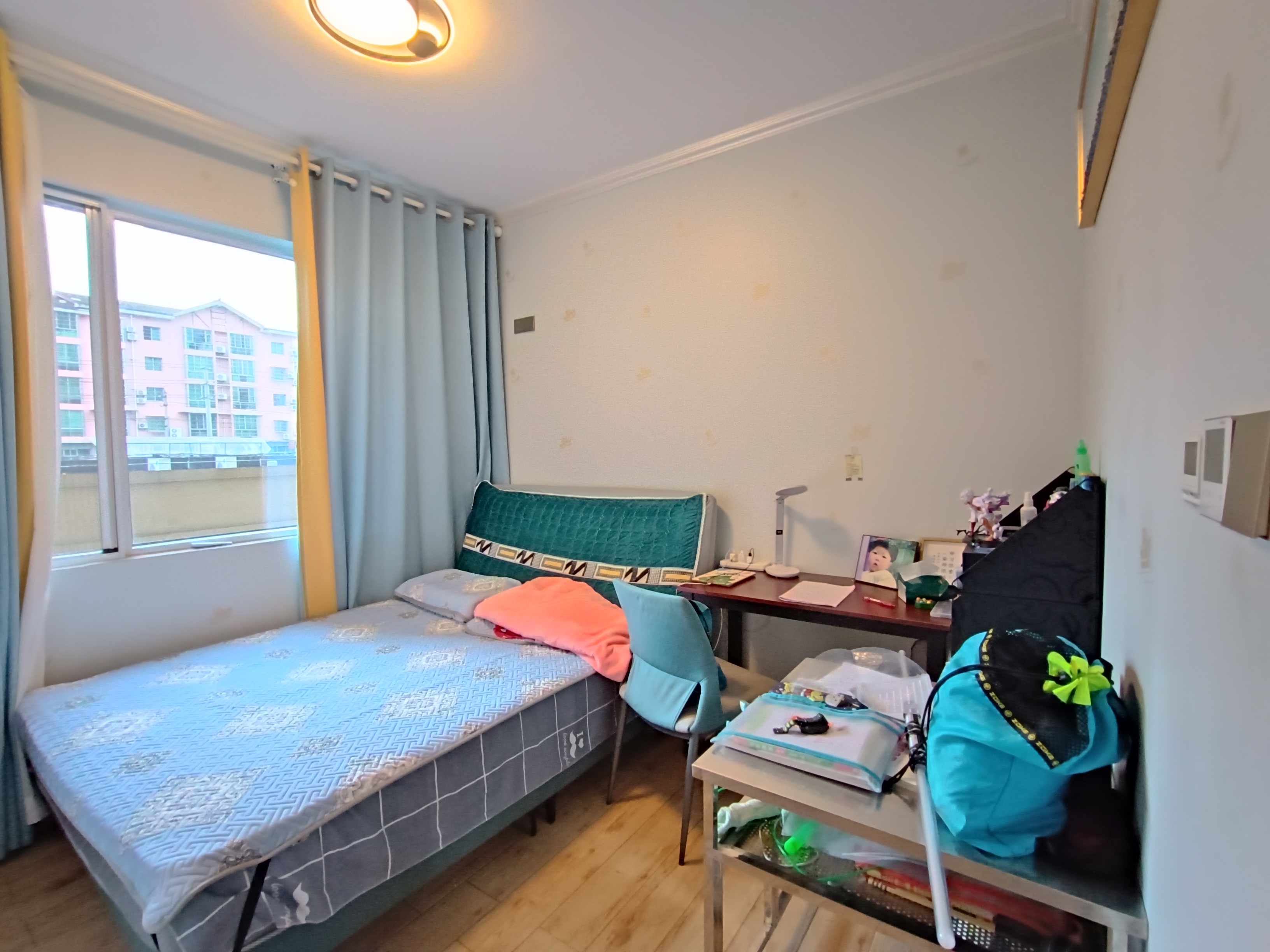 绵阳东原华宇·朗阅，住家装修，带地暖中央空调 绵阳二手房